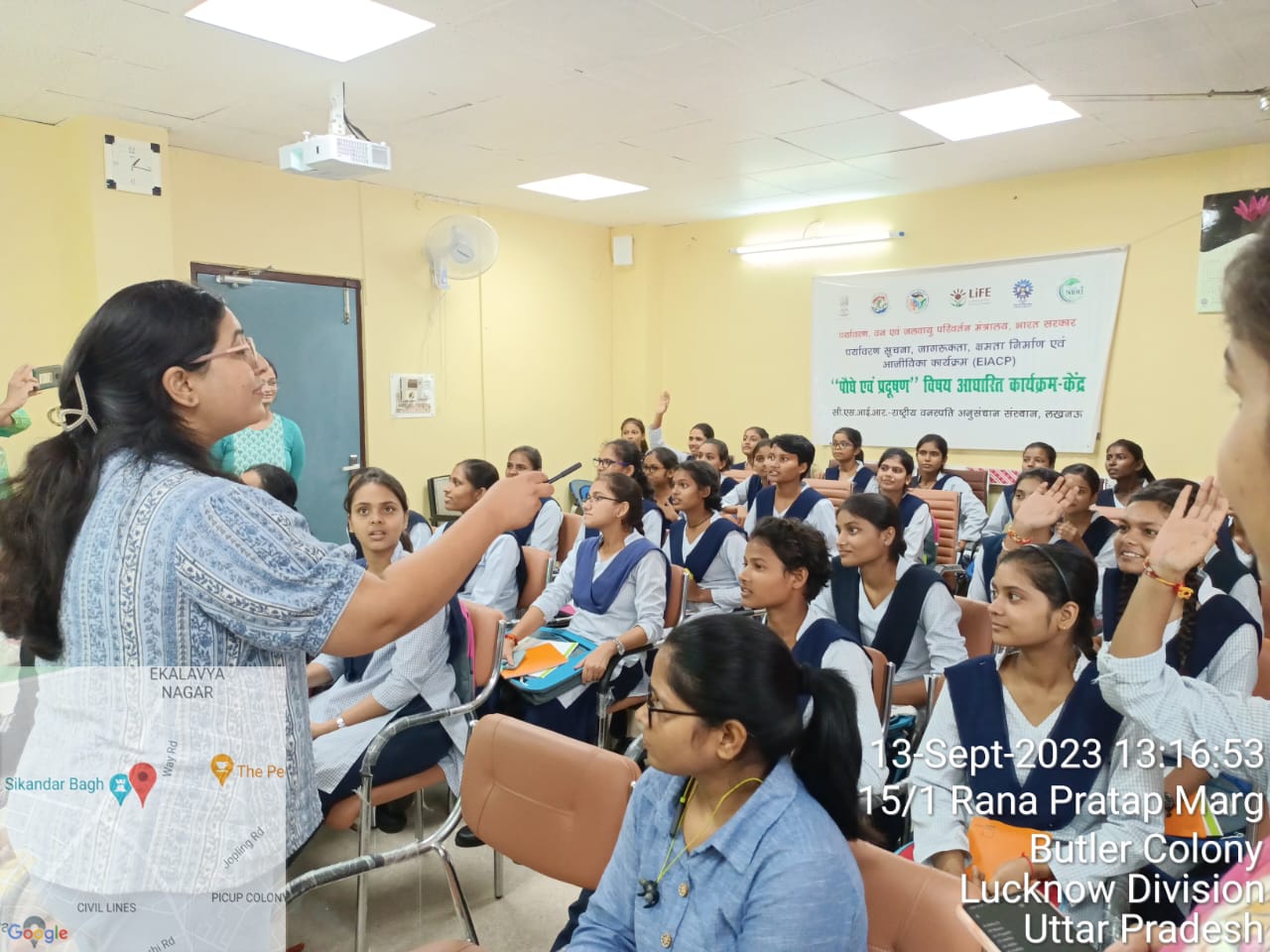 Students of Navodaya Vidyalaya, Raebareli 